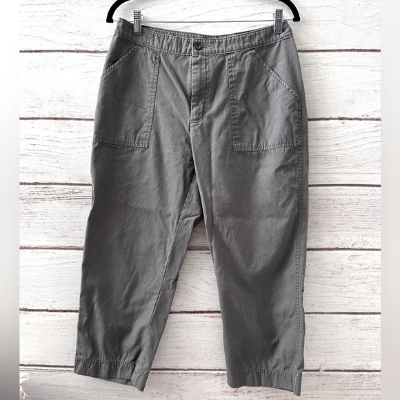 Woolrich Quarry Cropped Pants - Size 10
Classic Relaxed Business Casual Church - Picture 1 of 6